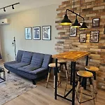 Comfy Flat Sea View & Wi-fi Appartamento