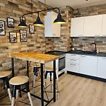 Comfy Flat Sea View & Wi-fi * Varna