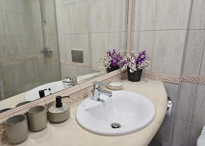 Comfy Flat Sea View & Wi-fi * Варна