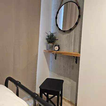 דירה Comfy Flat Sea View & Wi-fi וארנה